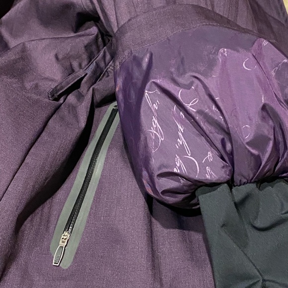 Woman’s Columbia jacket titanium - Picture 10 of 16